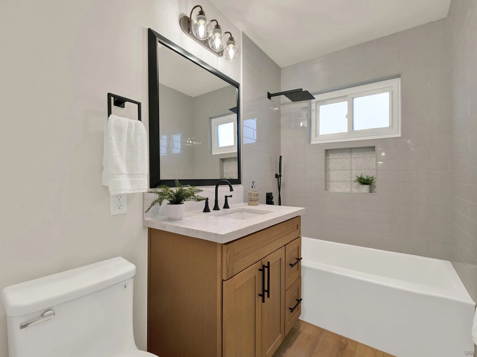 Poway remodel bathroom